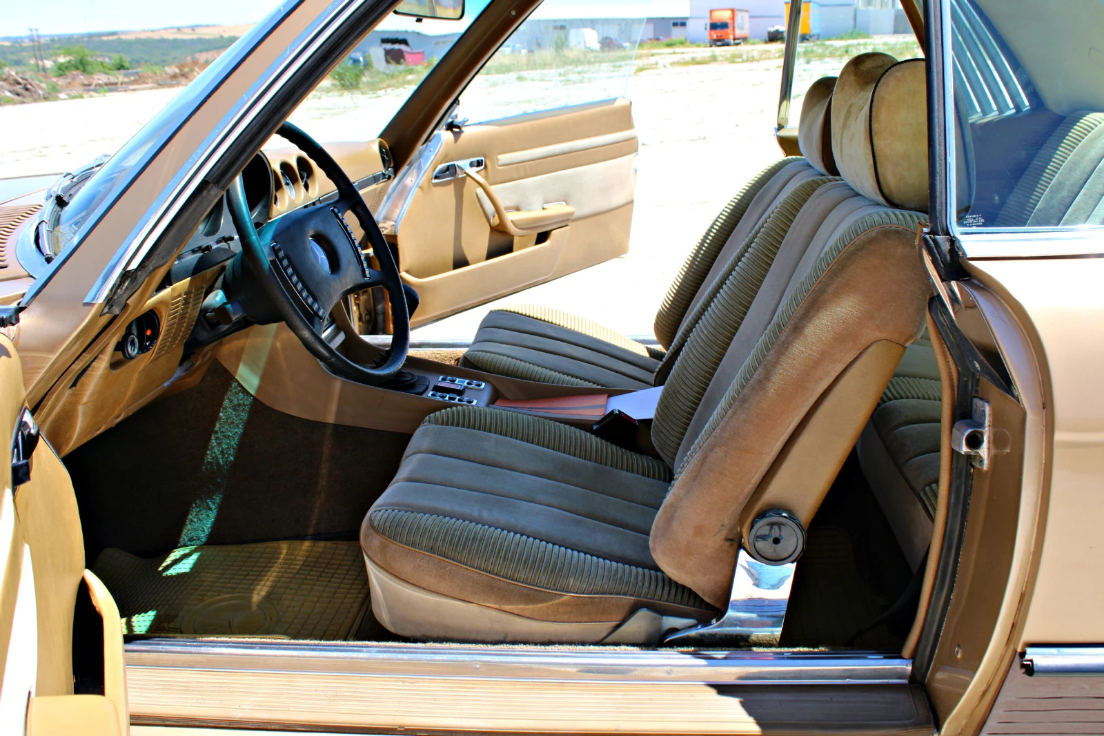 Mercedes-Benz SLC 350 V8 Ръчна кутия Швейцария | Mobile.bg — изображение 14