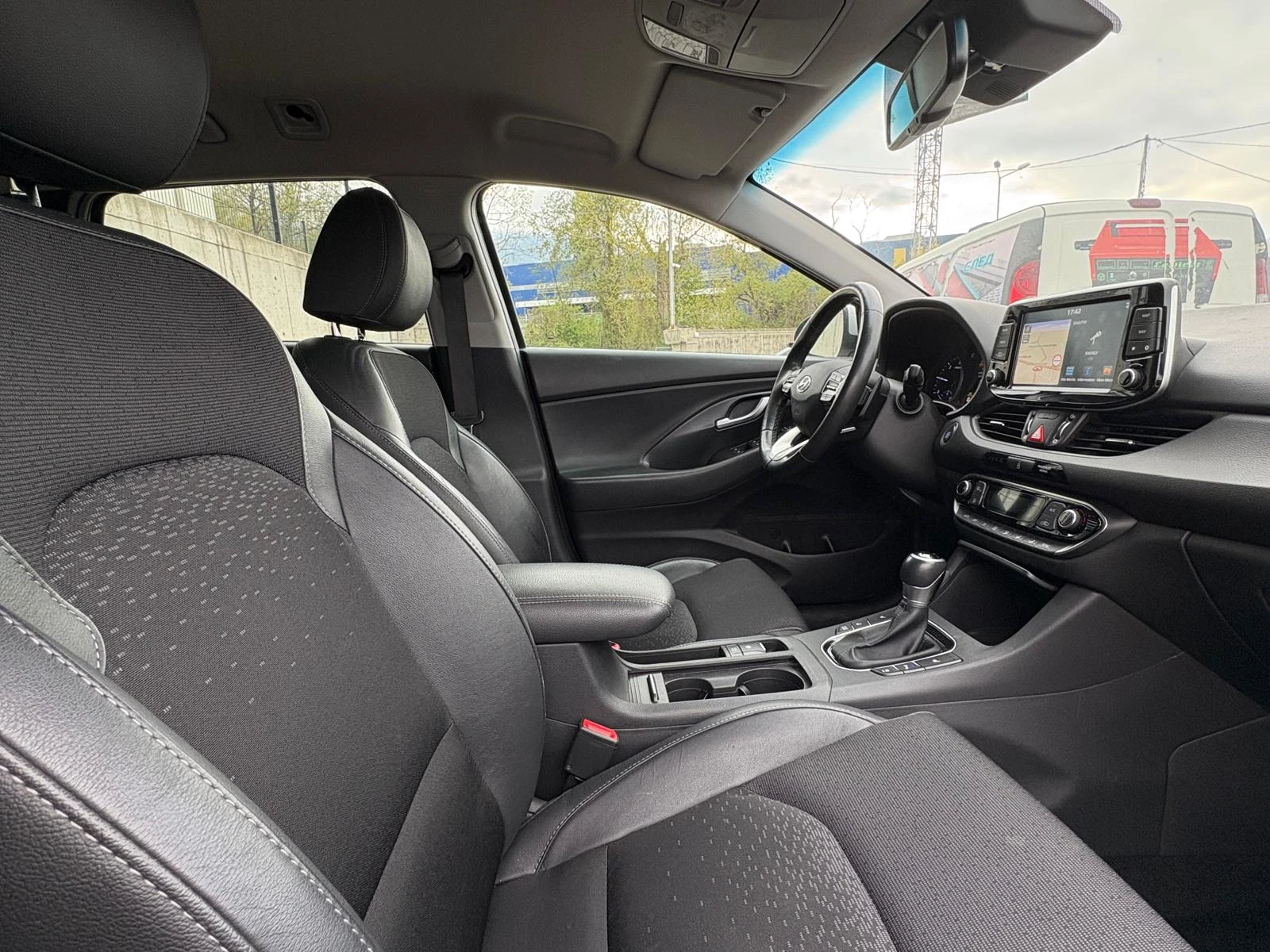 Hyundai I30 1.6CRDI/AUTO/NAVI/Xenon/360 /MULTY/117 хил.км.!!! - изображение 10