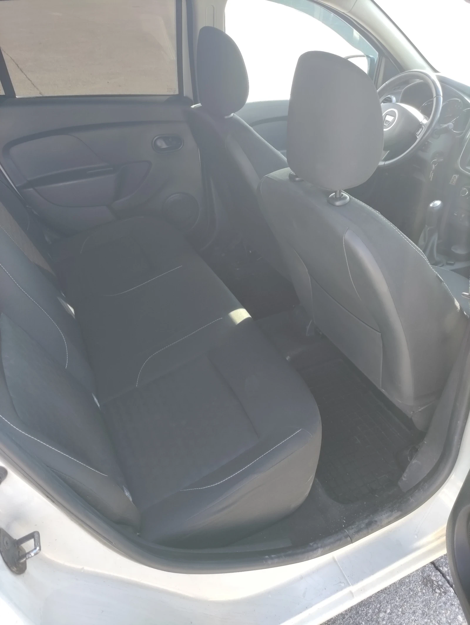 Dacia Logan 1.5 dci - изображение 9