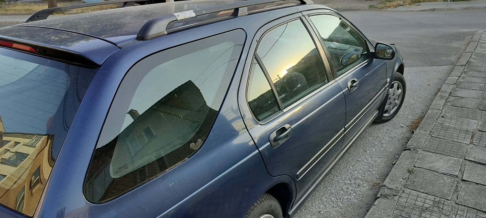 Honda Civic Комби - изображение 5