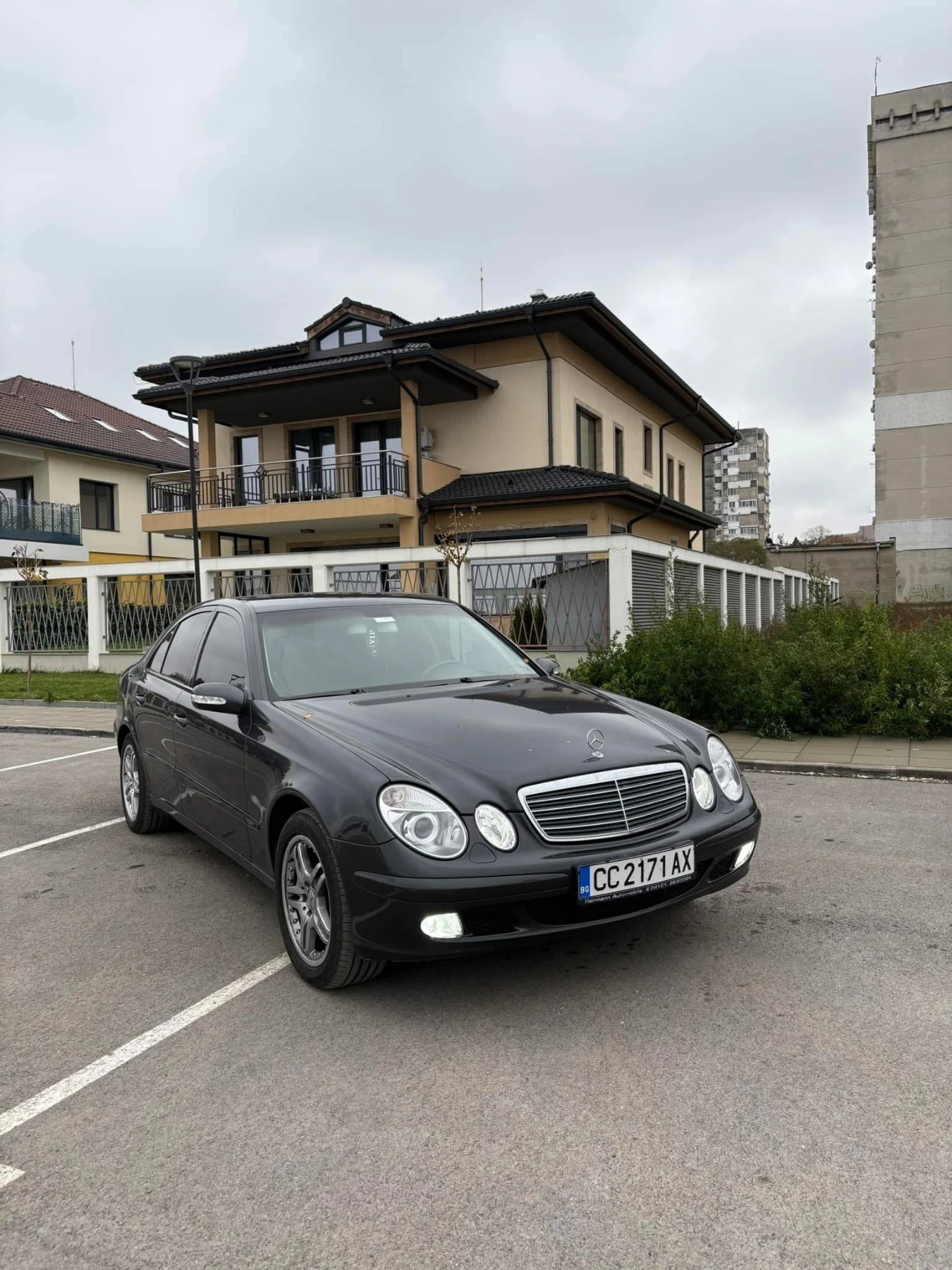 Mercedes-Benz E 270  - изображение 2