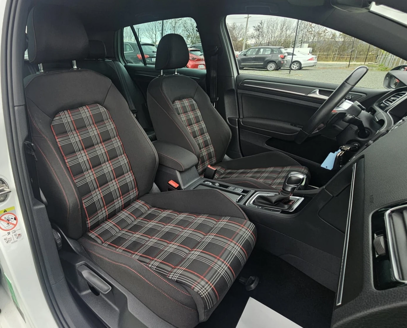 VW Golf 2.0 GTI* 245* PERFORMANCE* DIGITAL* 75000 | Mobile.bg   11