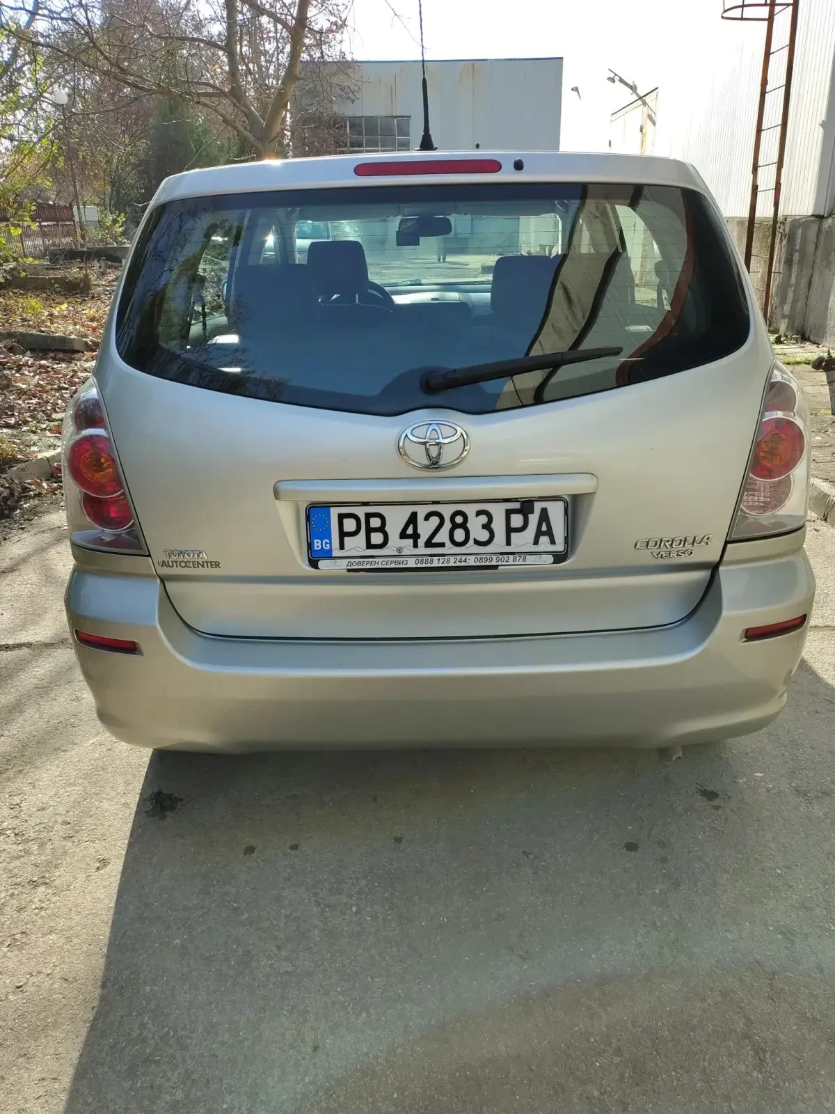 Toyota Corolla verso 1.8 VVT-i - изображение 4