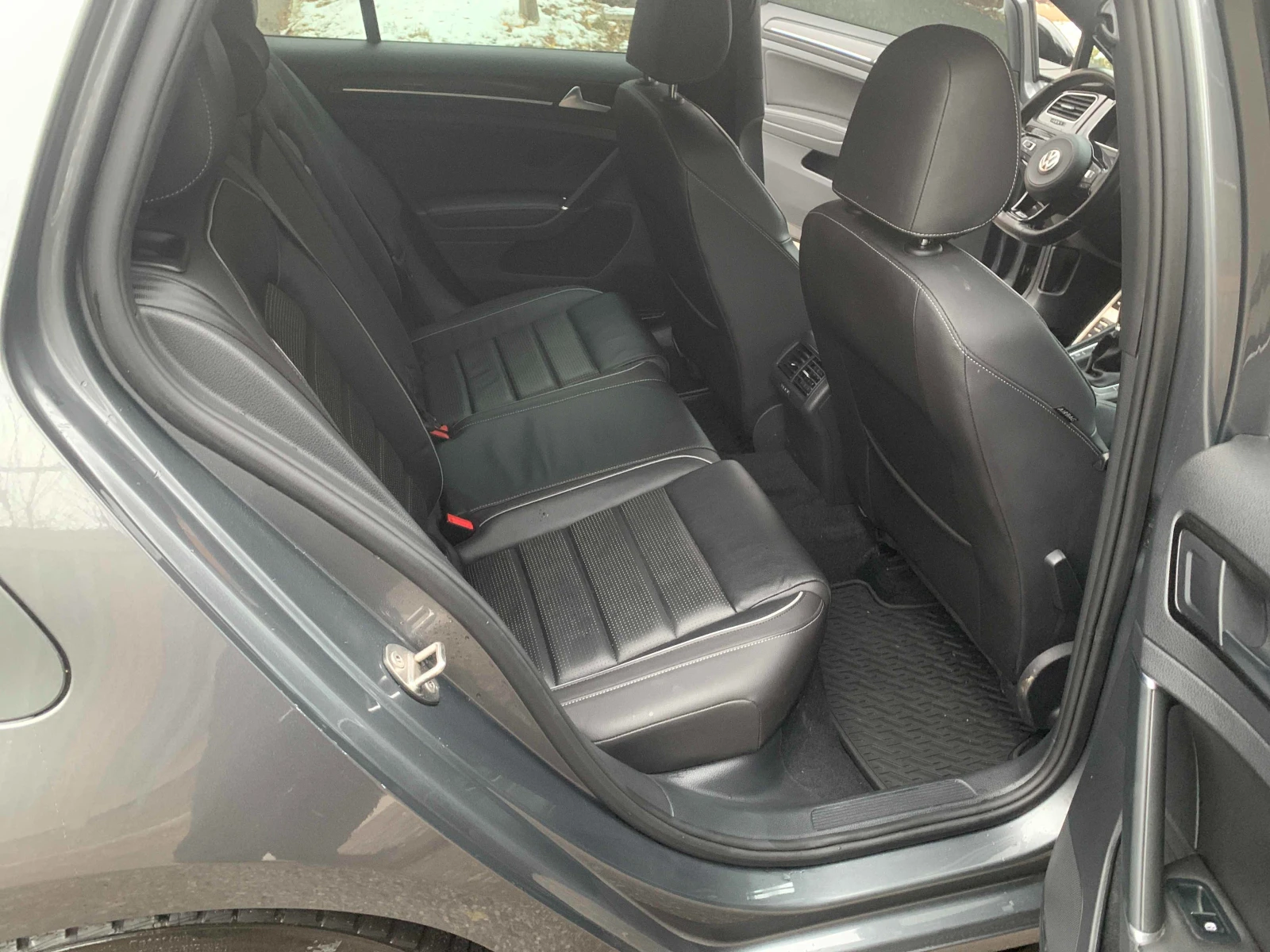 VW Golf * R* CARFAX * БЕЗ ПЪРВОНАЧАЛНА ВНОСКА - изображение 10