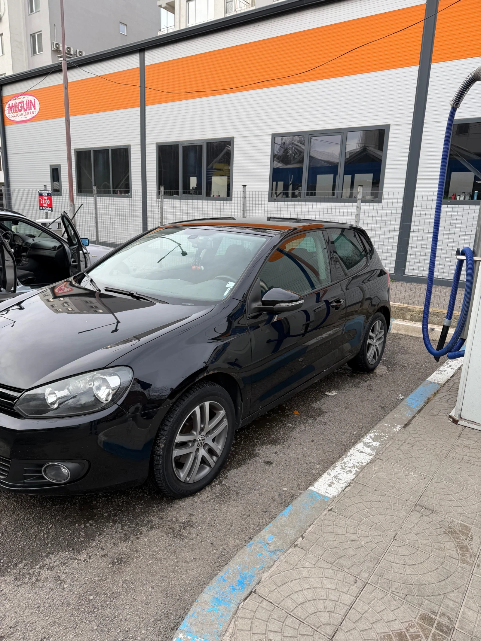 VW Golf 1.6 FSI | Mobile.bg � ����������� 3
