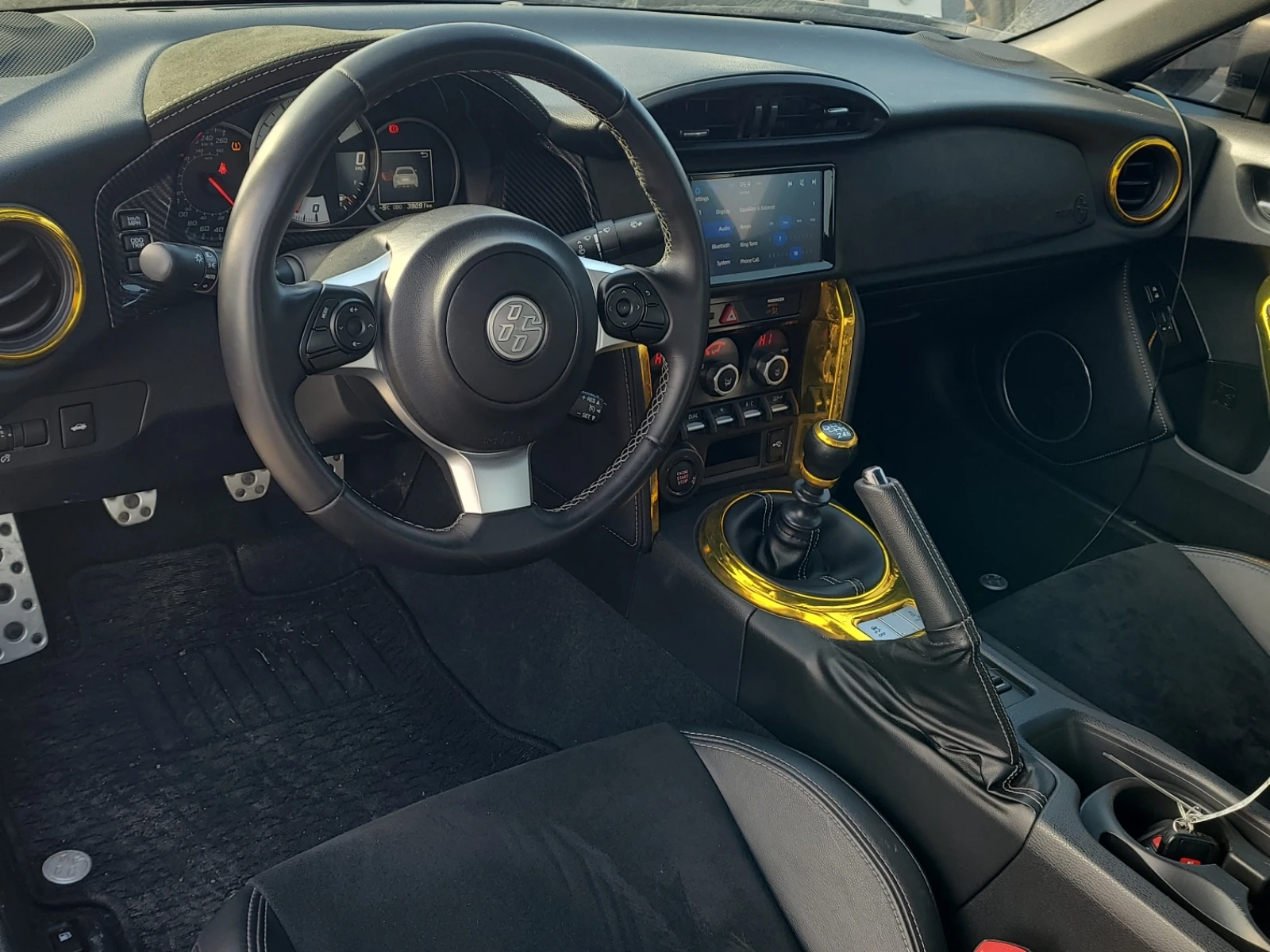 Toyota GT86, снимка 8 - Автомобили и джипове - 53760399