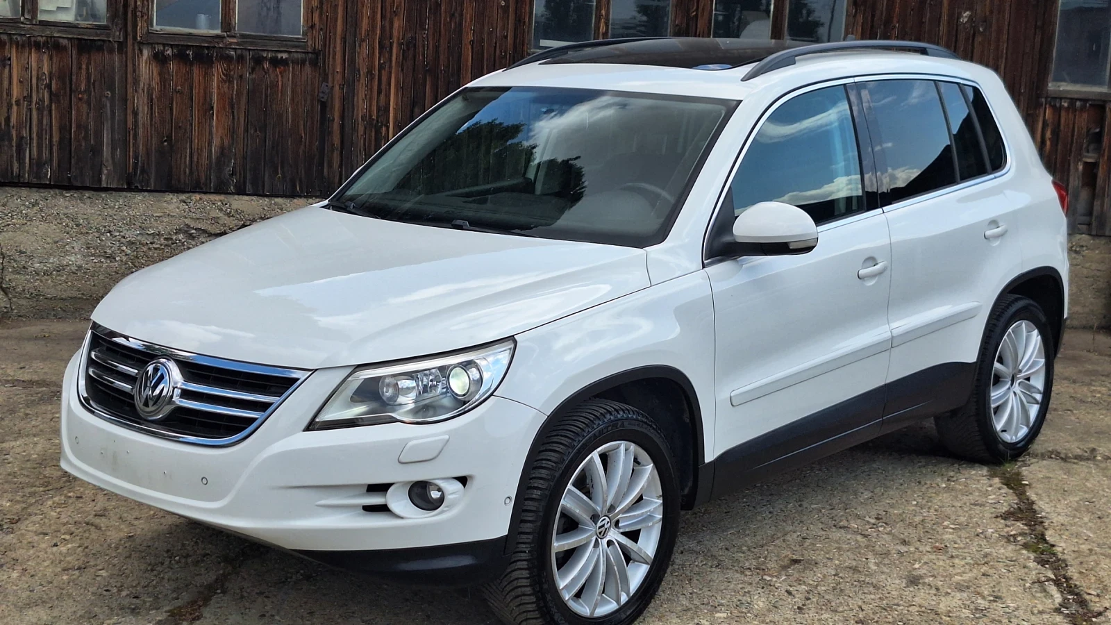 VW Tiguan 2.0TDI 4Motion, снимка 2 - Автомобили и джипове - 55247737
