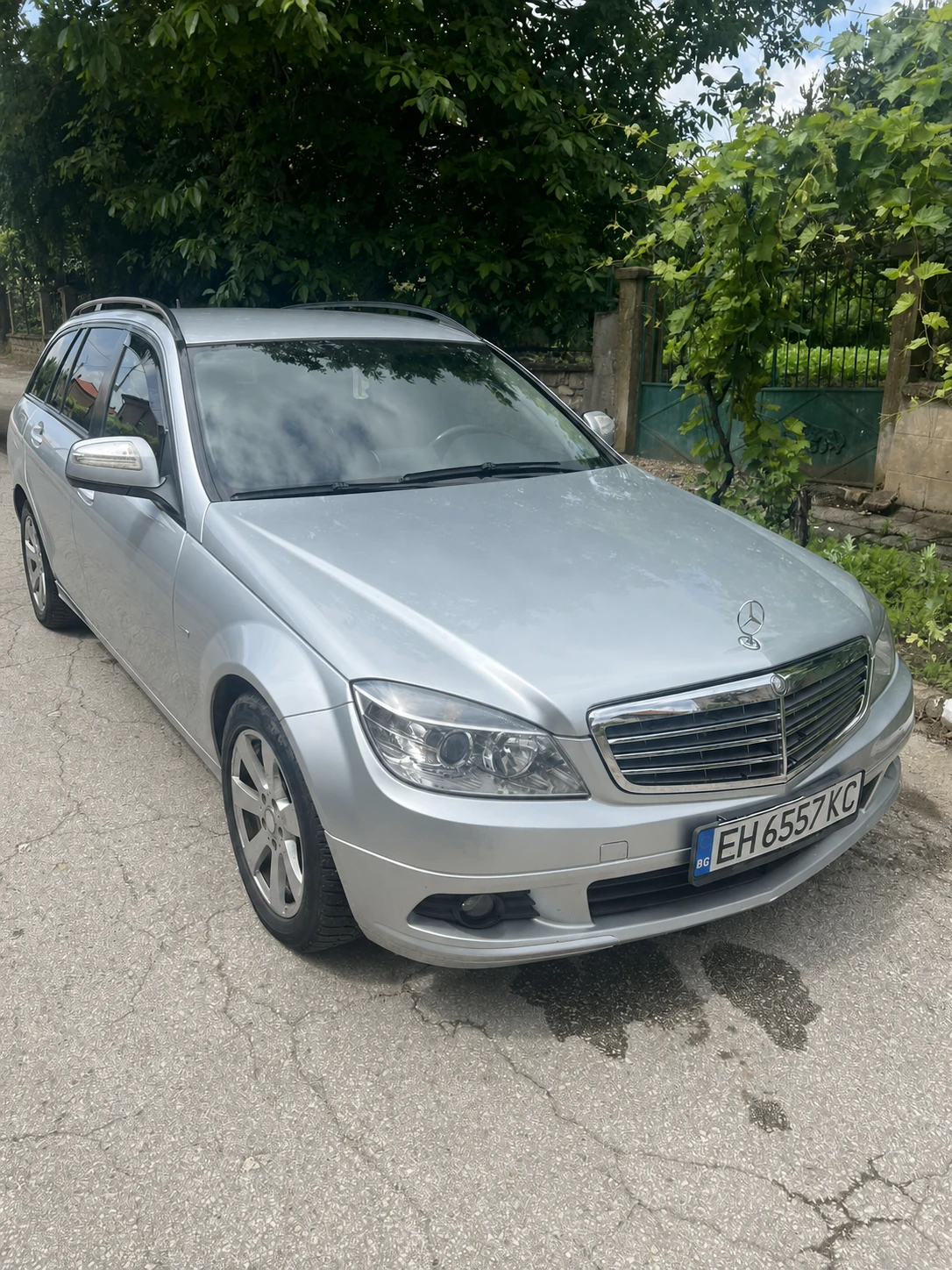 Mercedes-Benz C 220, снимка 7 - Автомобили и джипове - 54795511