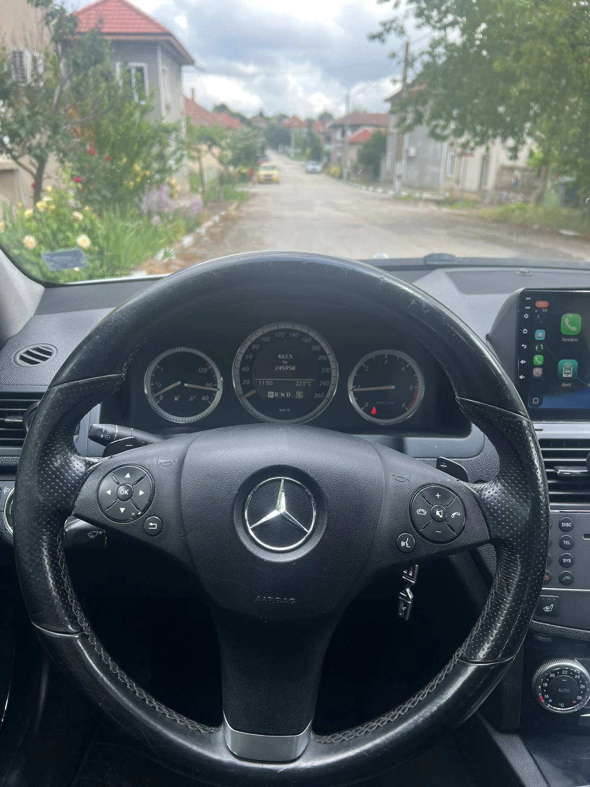 Mercedes-Benz C 220, снимка 10 - Автомобили и джипове - 54795511