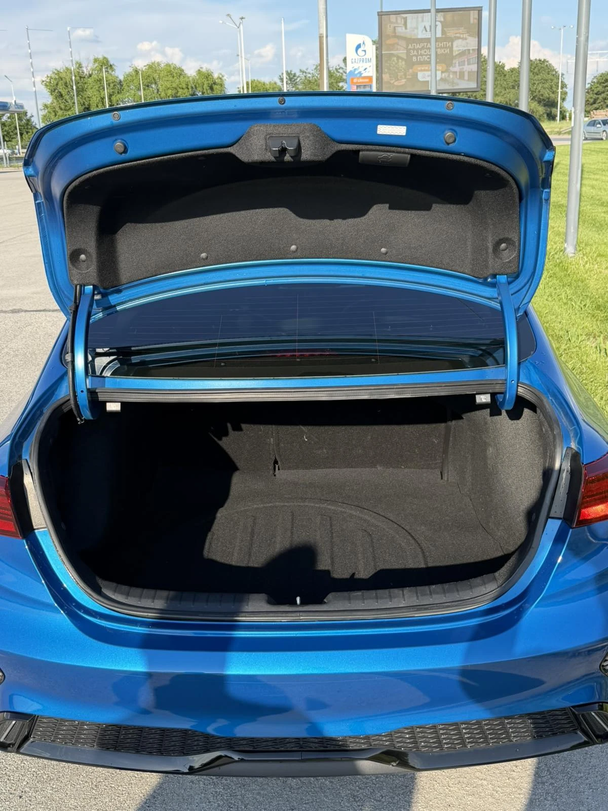 Kia Forte GT LINE, снимка 5 - Автомобили и джипове - 54826106