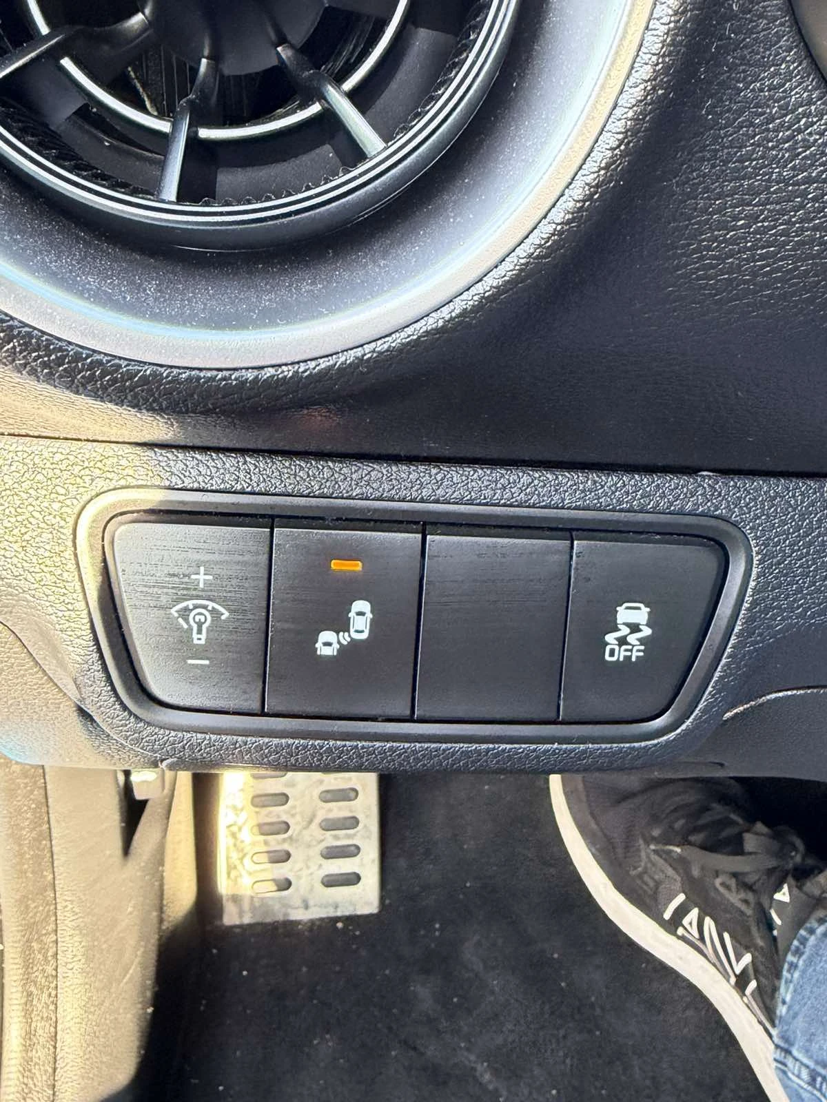 Kia Forte GT LINE, снимка 14 - Автомобили и джипове - 54826106