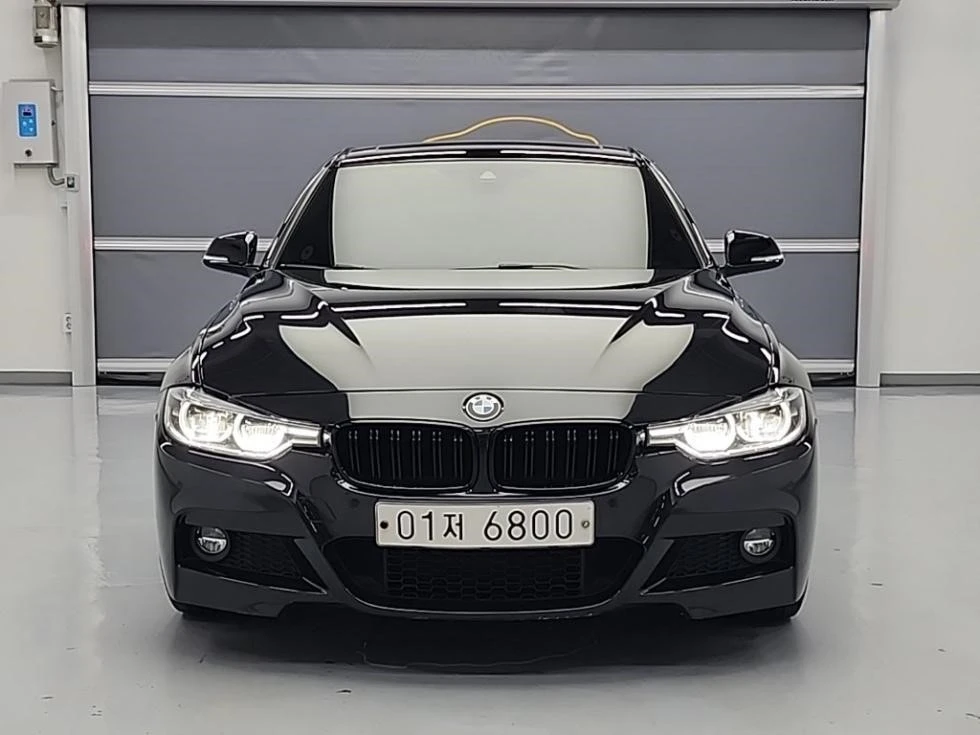 BMW 330 M-pack Line assist/ подгрев, снимка 2 - Автомобили и джипове - 54978183