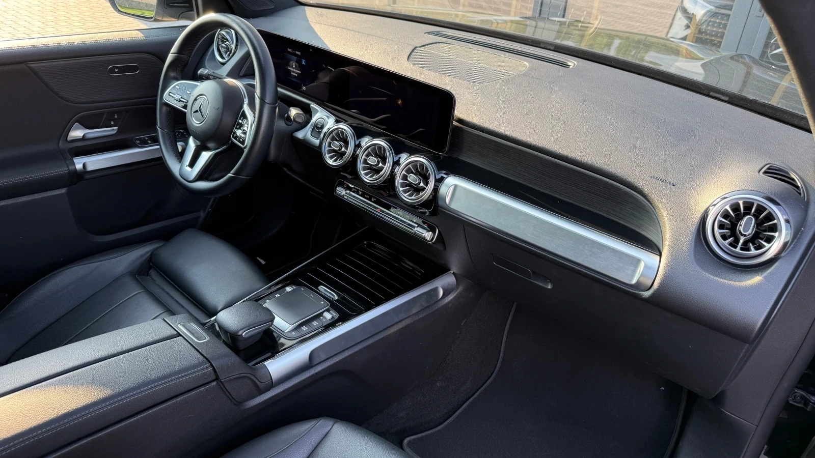 Mercedes-Benz EQB 300, 4 matic, facelift | Mobile.bg � ����������� 9