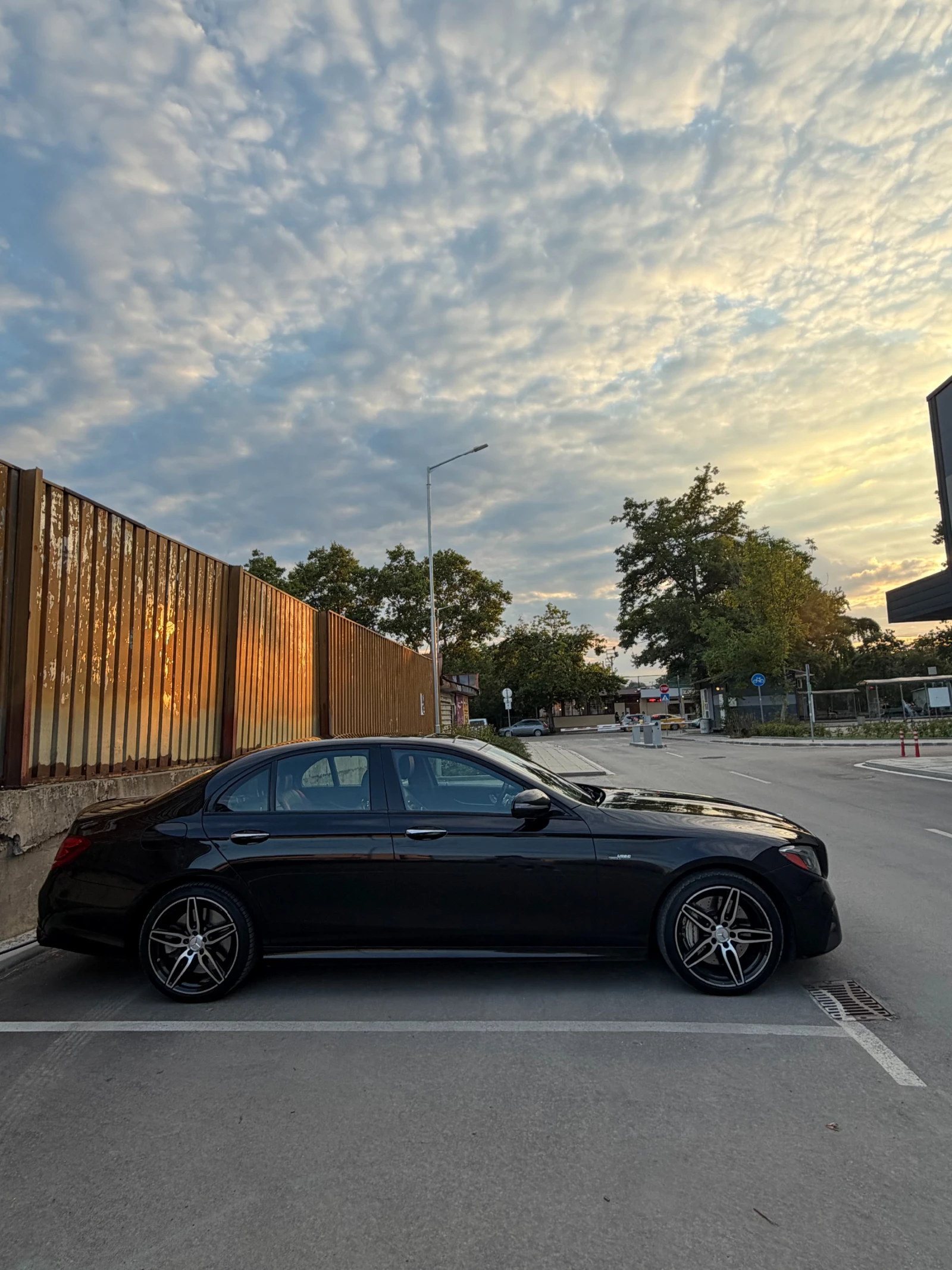 Mercedes-Benz E 53 AMG CLEAN CARFAX | BURMESTER | ��������� | NIGHT PKG | Mobile.bg � ����������� 2