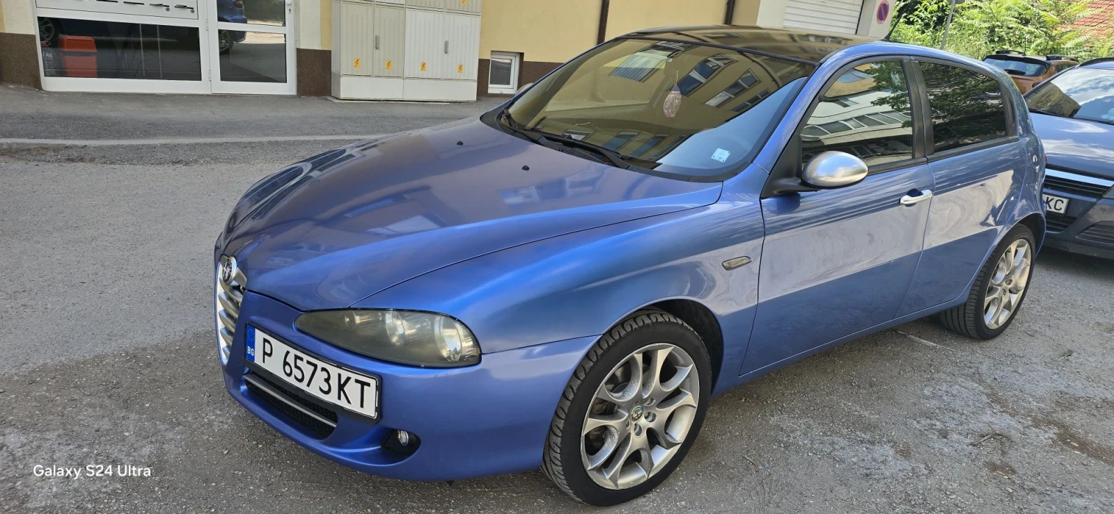 Alfa Romeo 147 1.9 jtdm 120к.с, снимка 5 - Автомобили и джипове - 55768667