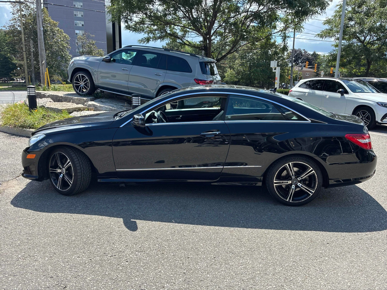 Mercedes-Benz E 350 * АВТОКРЕДИТ БЕЗ ПЪРВОНАЧАЛНА ВНОСКА* , снимка 15 - Автомобили и джипове - 55873124