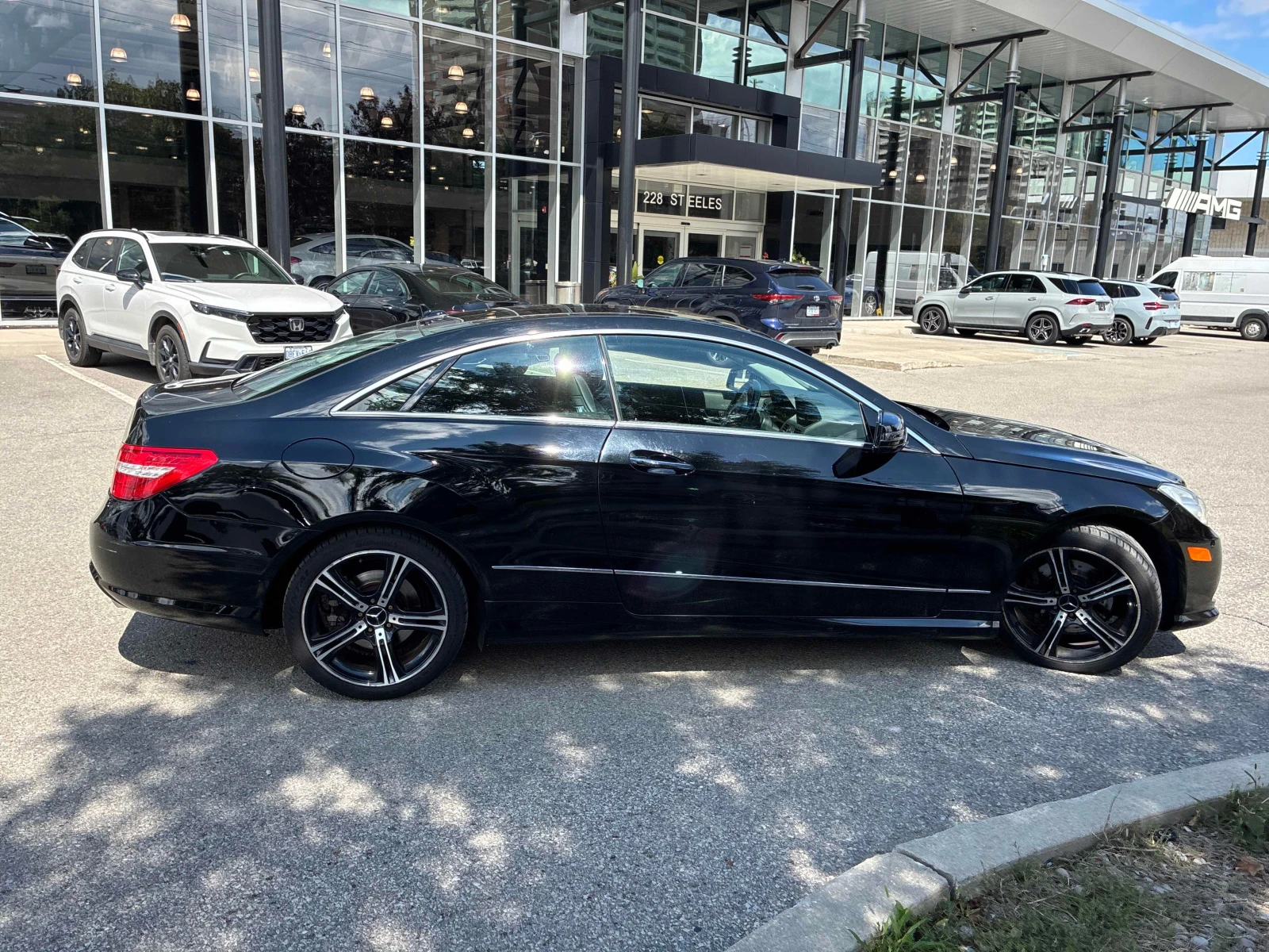 Mercedes-Benz E 350 * АВТОКРЕДИТ БЕЗ ПЪРВОНАЧАЛНА ВНОСКА* , снимка 16 - Автомобили и джипове - 55873124