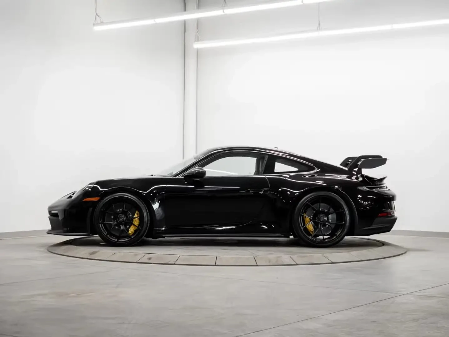 Porsche 911 GT3 TOURING PKG ЦЕНА ДО БЪЛГАРИЯ АВТОКРЕДИТ