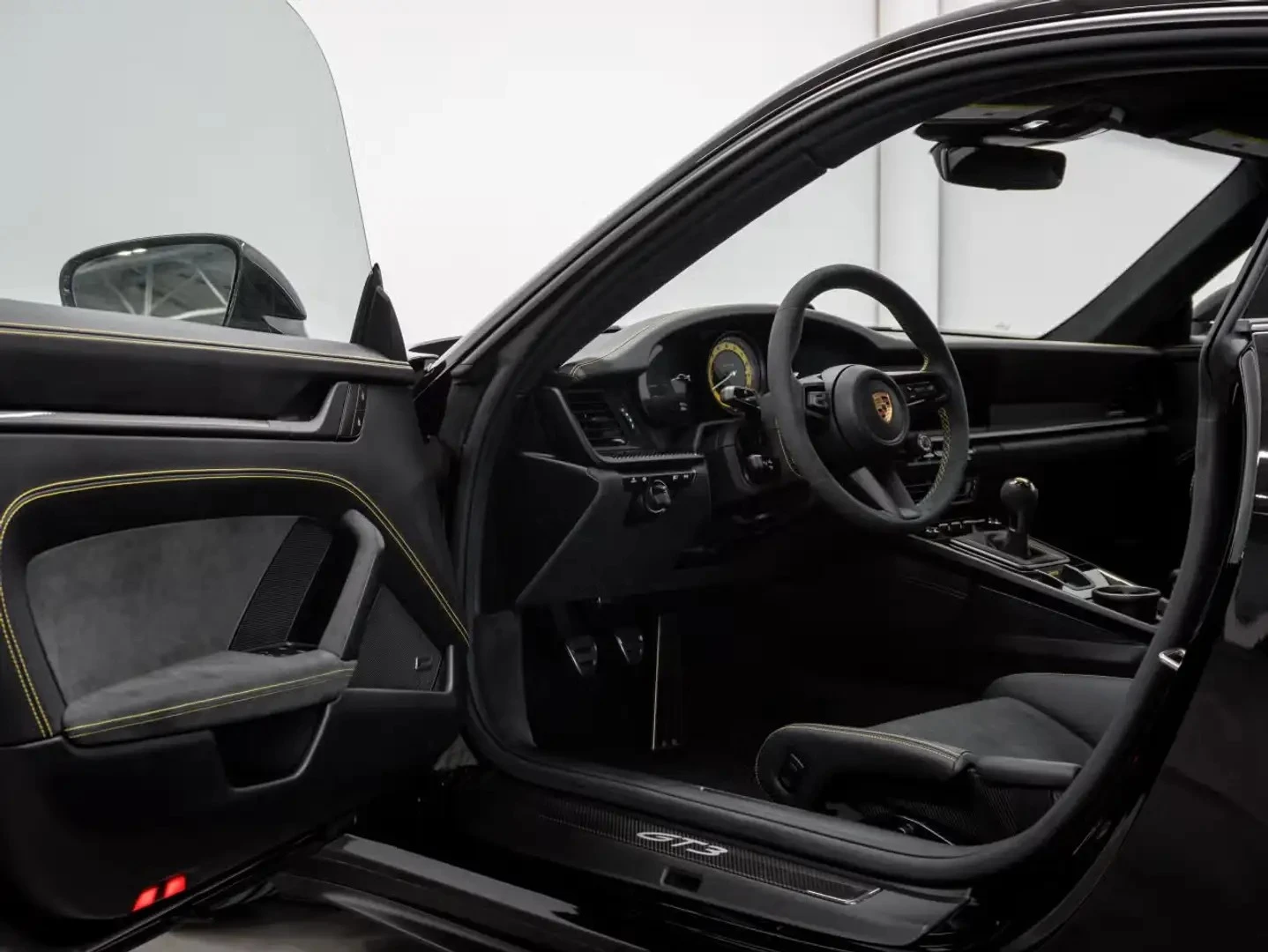 Porsche 911 GT3 TOURING PKG ЦЕНА ДО БЪЛГАРИЯ АВТОКРЕДИТ, снимка 9 - Автомобили и джипове - 55937642