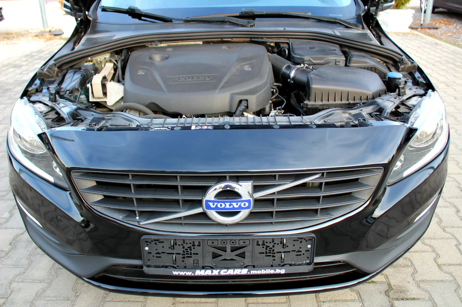 Volvo S60 2.0D СОБСТВЕН ЛИЗИНГ, снимка 9 - Автомобили и джипове - 56585982