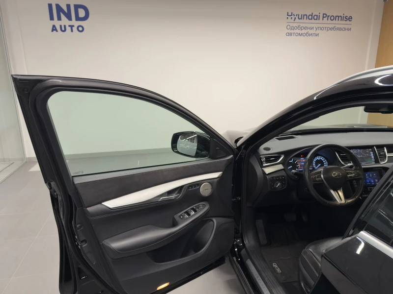 Infiniti QX50 PREMIUM AWD, снимка 10 - Автомобили и джипове - 52536743