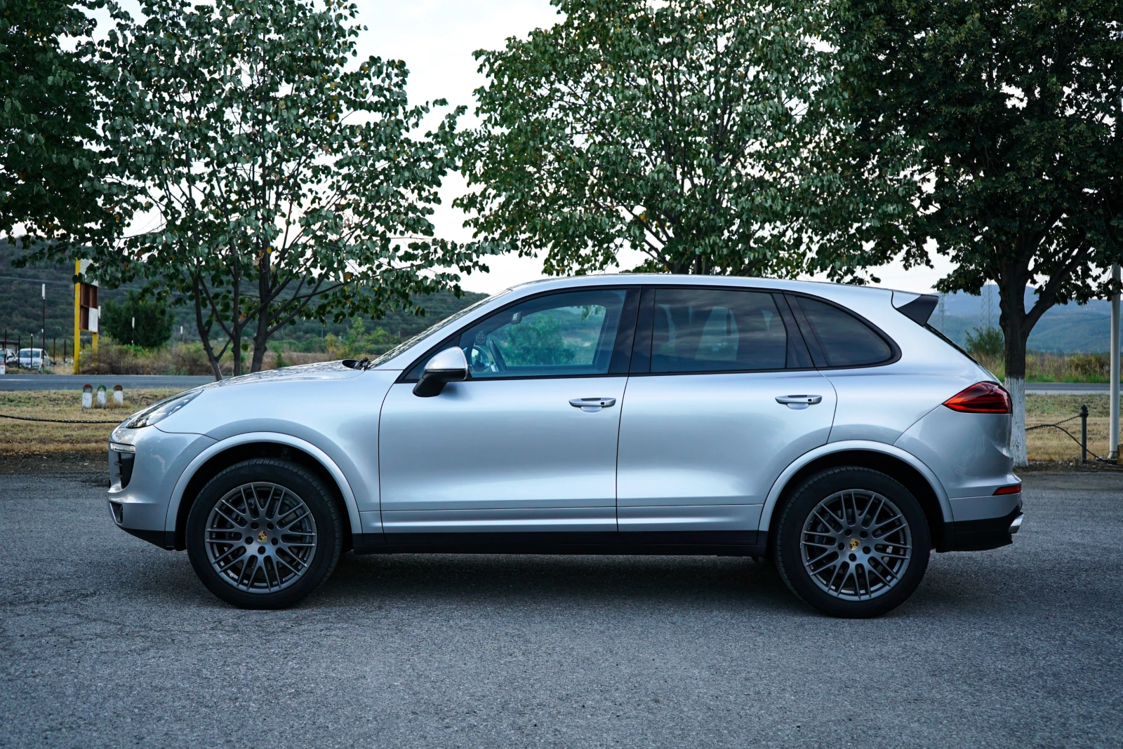 Porsche Cayenne 3.6 V6 Platinum Edition + Premium Package - изображение 6