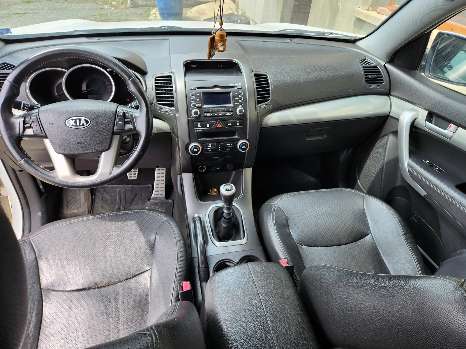 Kia Sorento 2.2 CRDI, 197 к.с., 4х4, 6 + 1 места - изображение 8