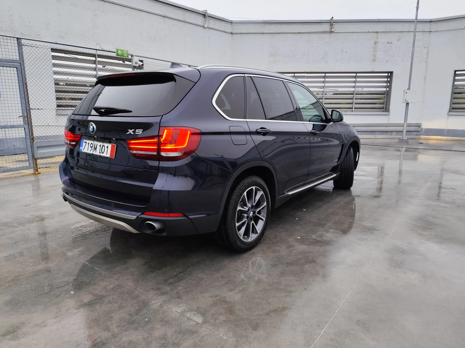 BMW X5 xDrive35i - изображение 8