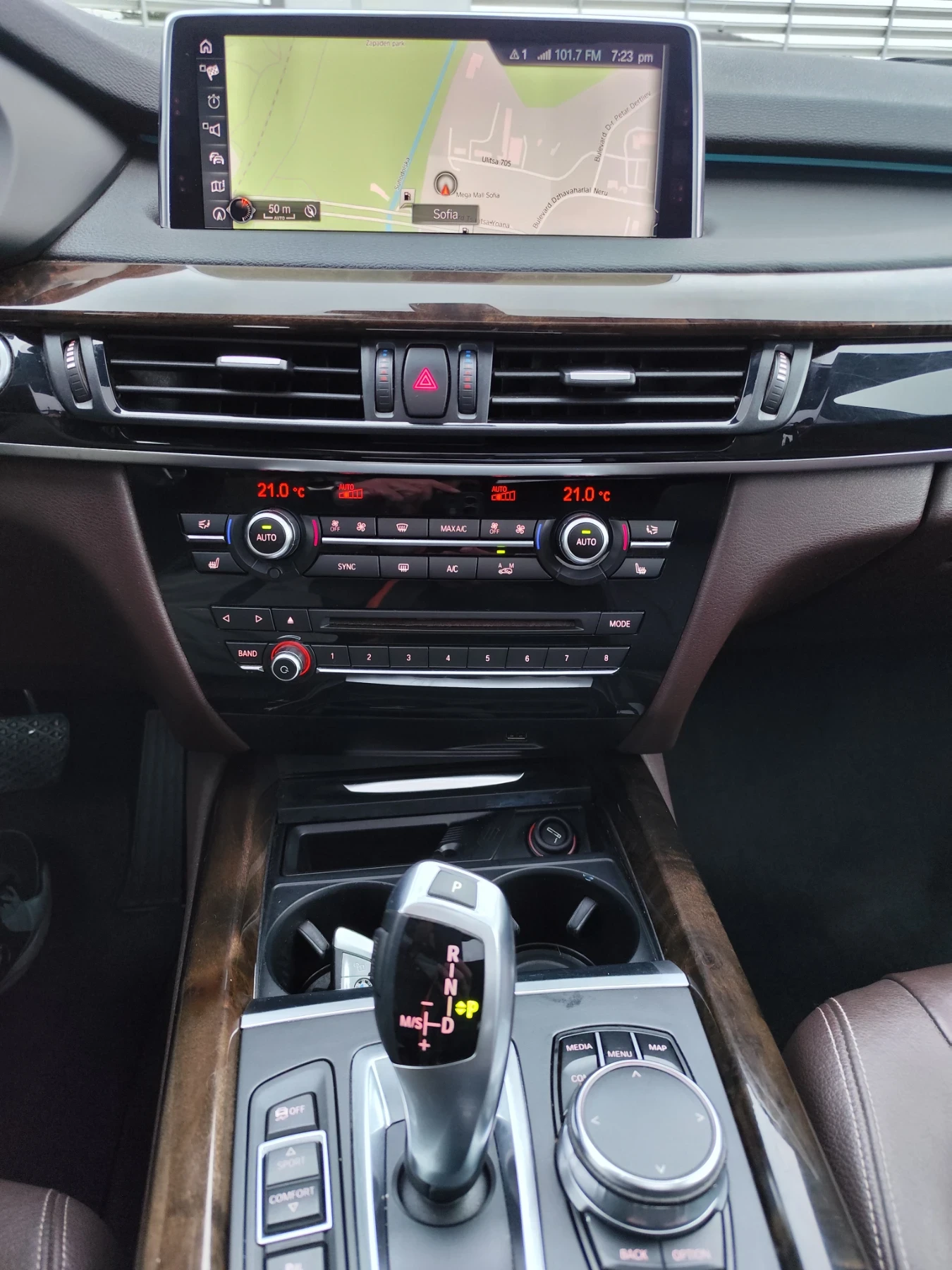 BMW X5 xDrive35i - изображение 7