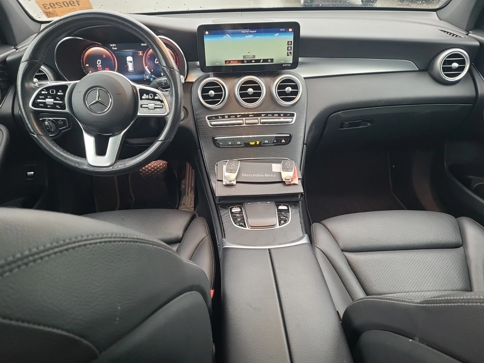 Mercedes-Benz GLC 300 * * CARFAX * * АВТО КРЕДИТ * *  - изображение 6