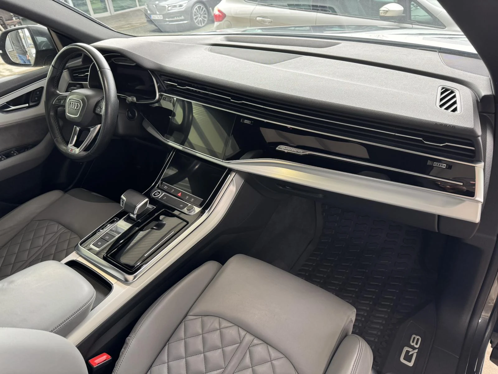 Audi Q8 50 TDI* 286ps* 3xS line* DISTRONIC* MATRIX* ПАНО - изображение 10