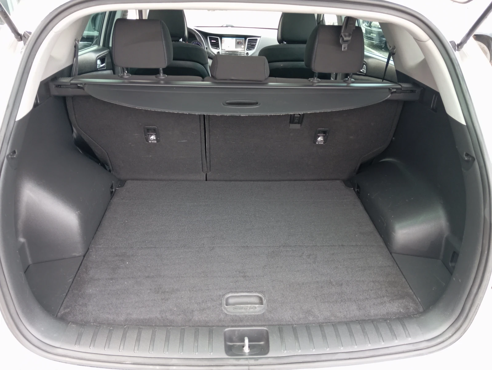 Hyundai Tucson ЛИЗИНГ , снимка 16 - Автомобили и джипове - 53978996