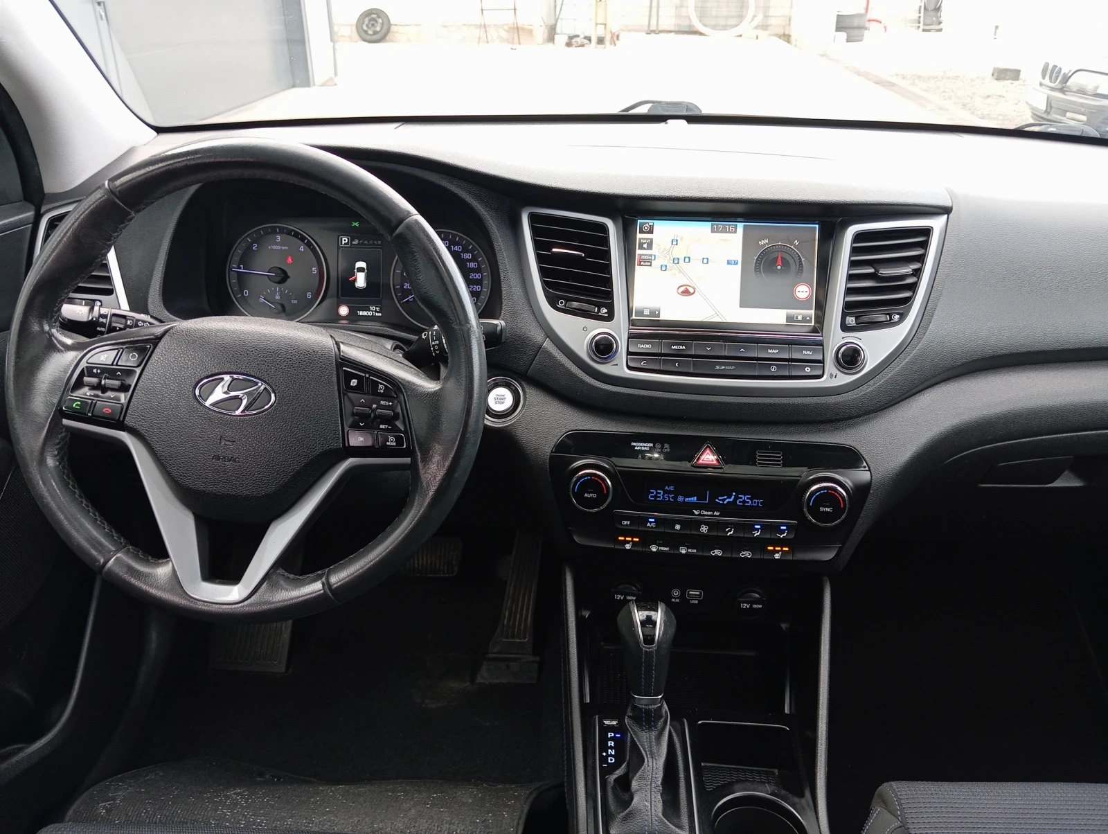Hyundai Tucson ЛИЗИНГ , снимка 10 - Автомобили и джипове - 53978996