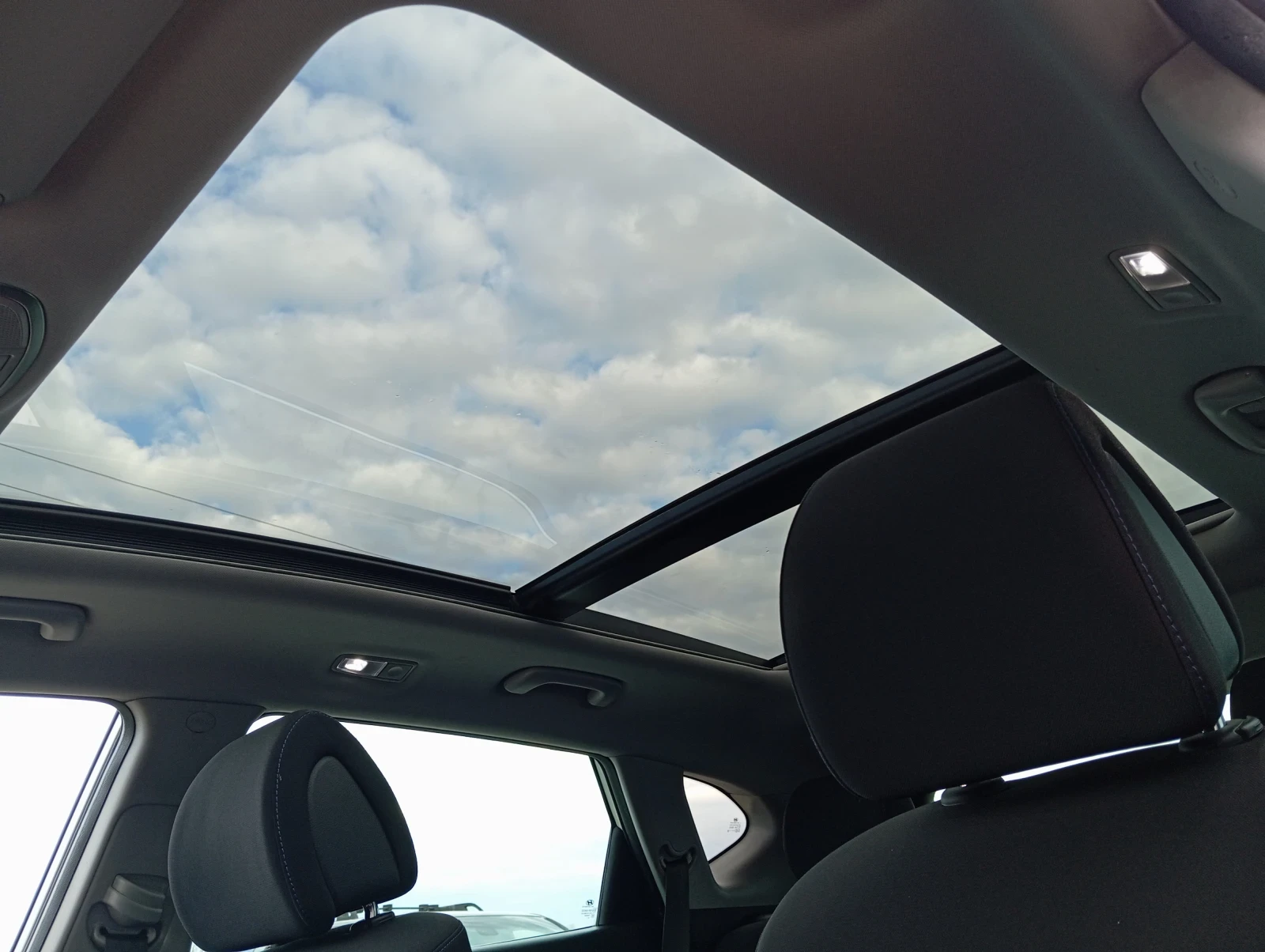 Hyundai Tucson ЛИЗИНГ , снимка 15 - Автомобили и джипове - 53978996