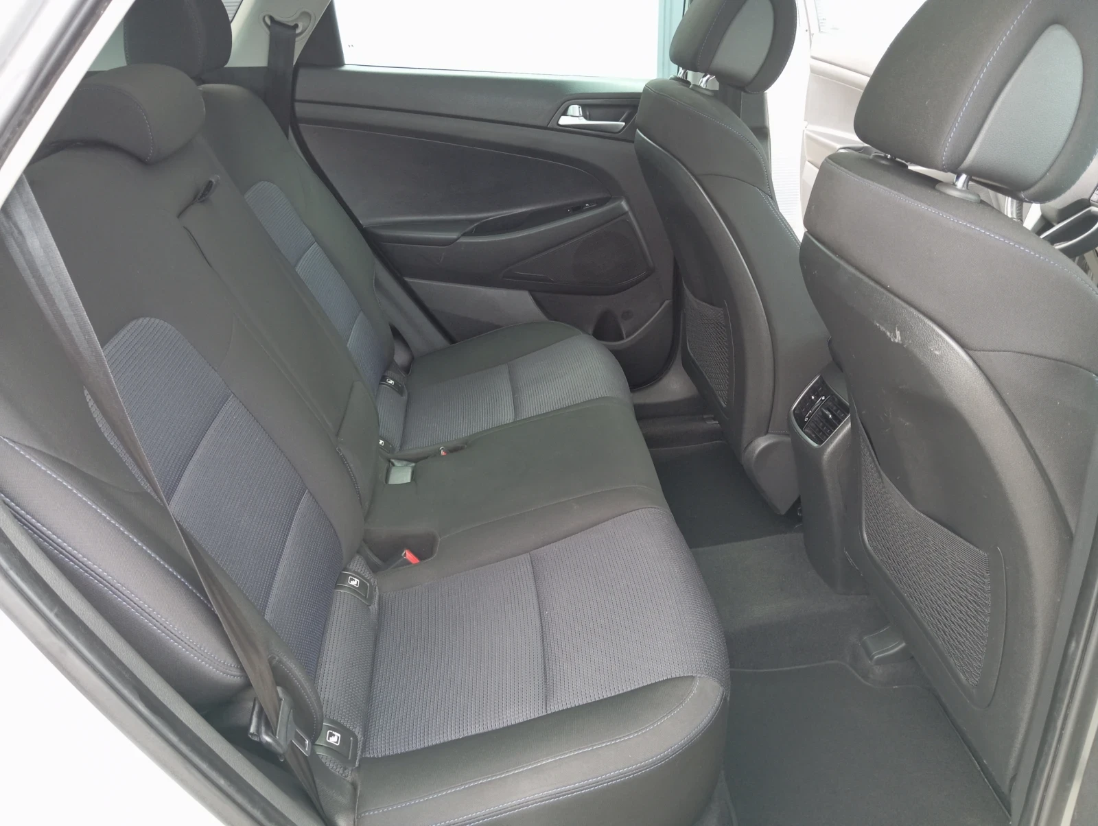 Hyundai Tucson ЛИЗИНГ , снимка 14 - Автомобили и джипове - 53978996