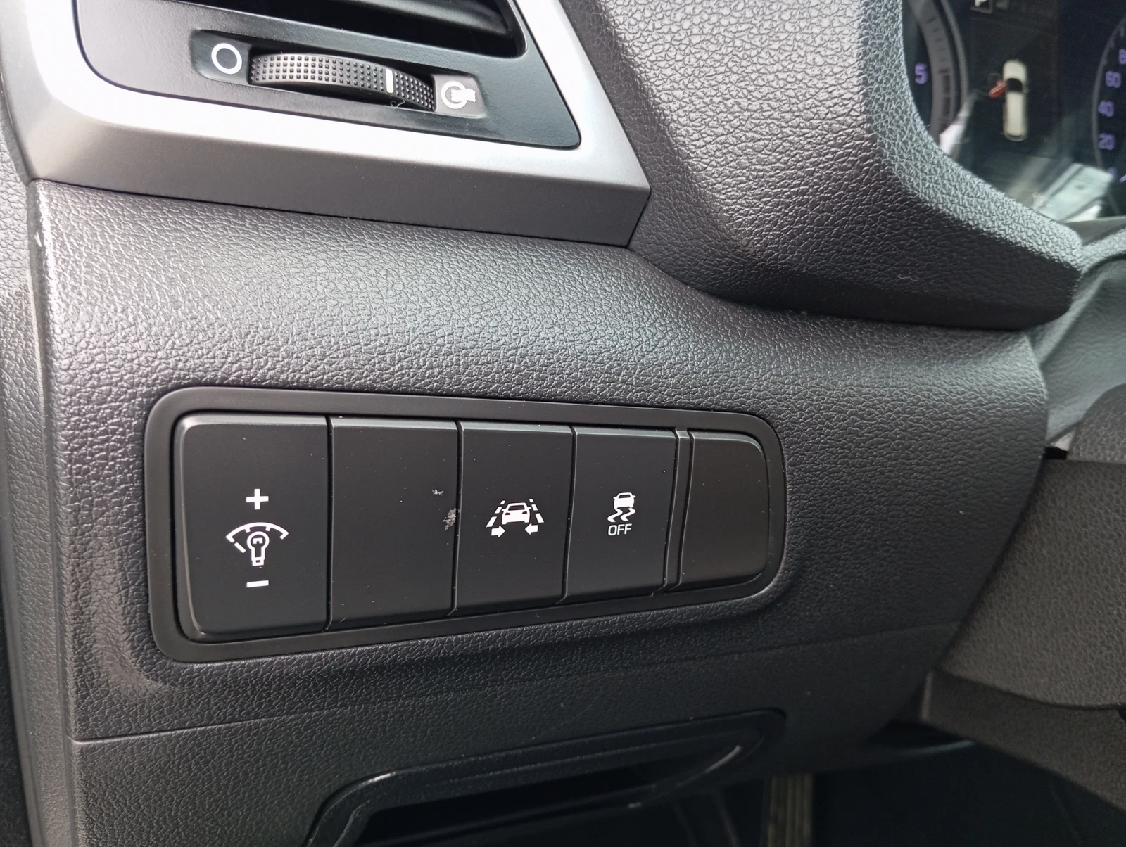 Hyundai Tucson ЛИЗИНГ , снимка 13 - Автомобили и джипове - 53978996