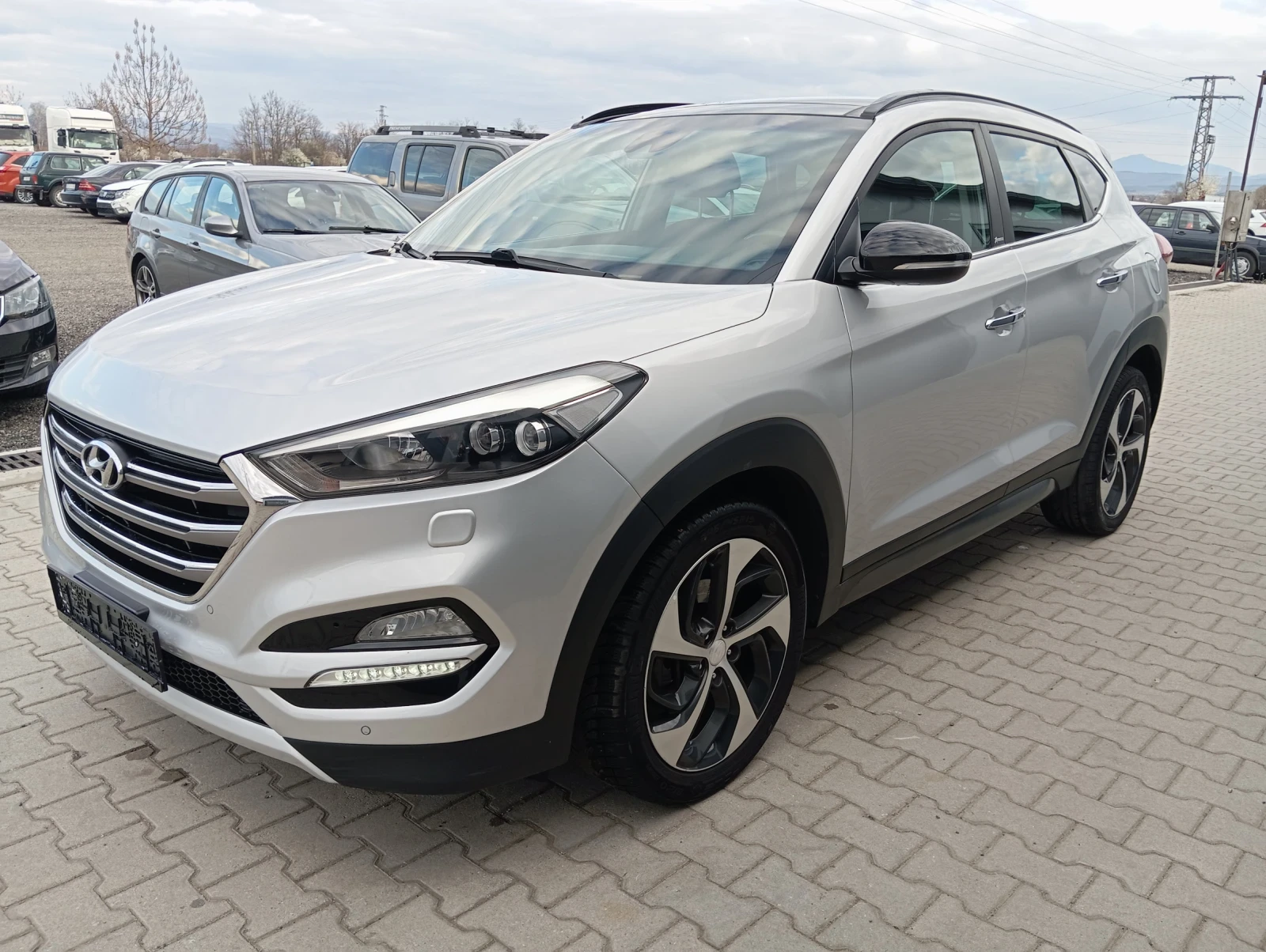 Hyundai Tucson ЛИЗИНГ , снимка 3 - Автомобили и джипове - 53978996
