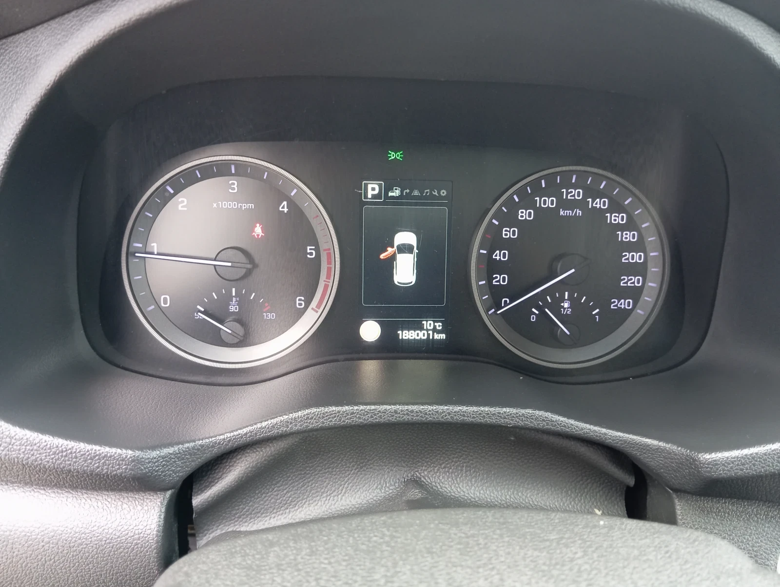 Hyundai Tucson ЛИЗИНГ , снимка 11 - Автомобили и джипове - 53978996