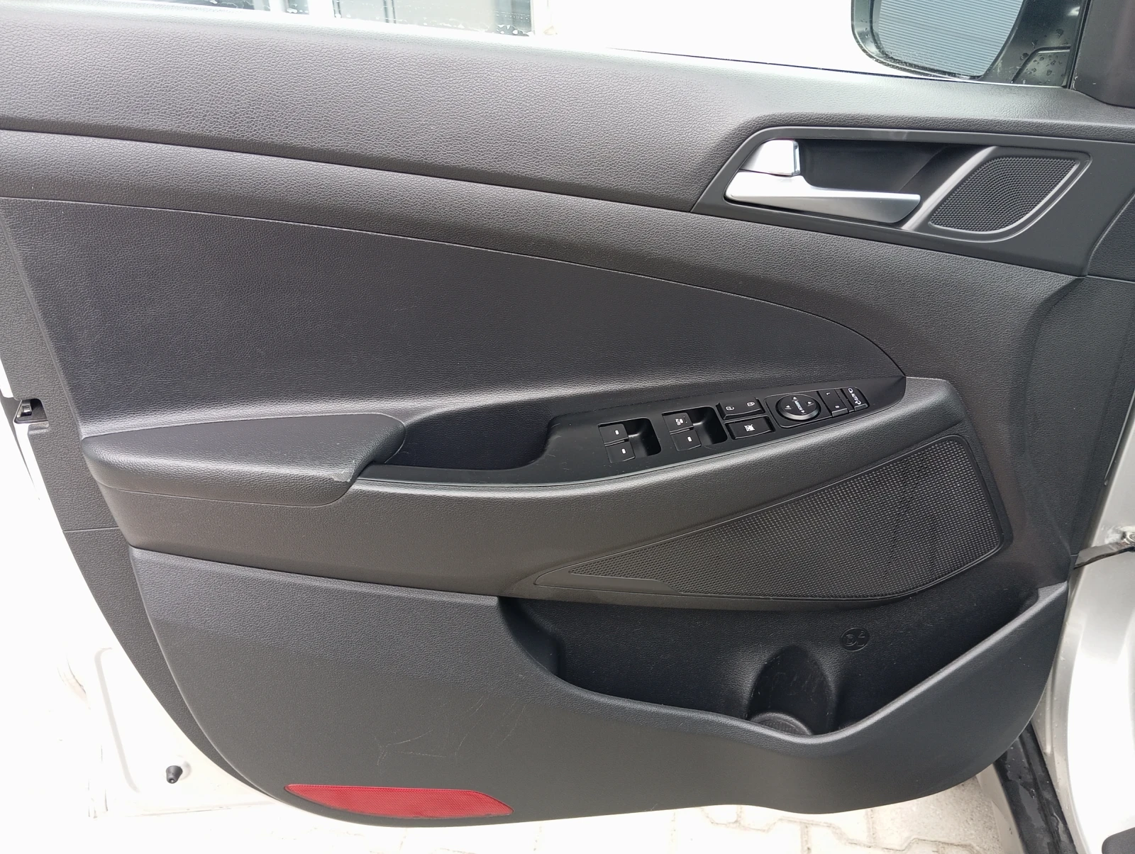 Hyundai Tucson ЛИЗИНГ , снимка 8 - Автомобили и джипове - 53978996