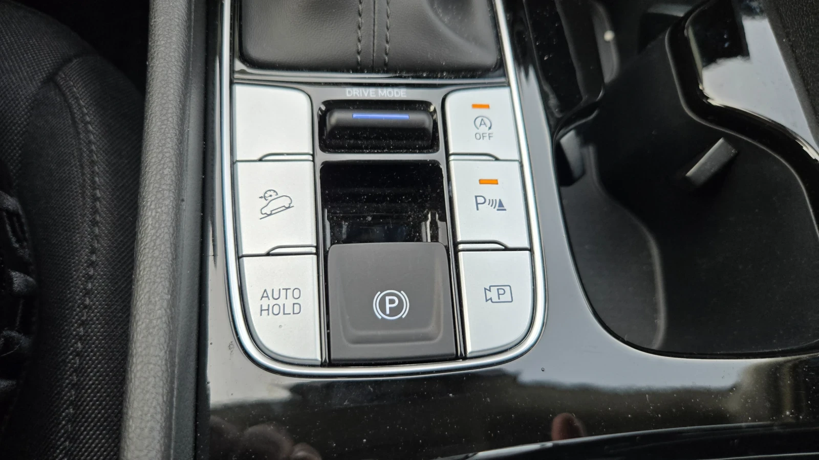 Hyundai Tucson 1.6 mild hybrid, снимка 9 - Автомобили и джипове - 54192778