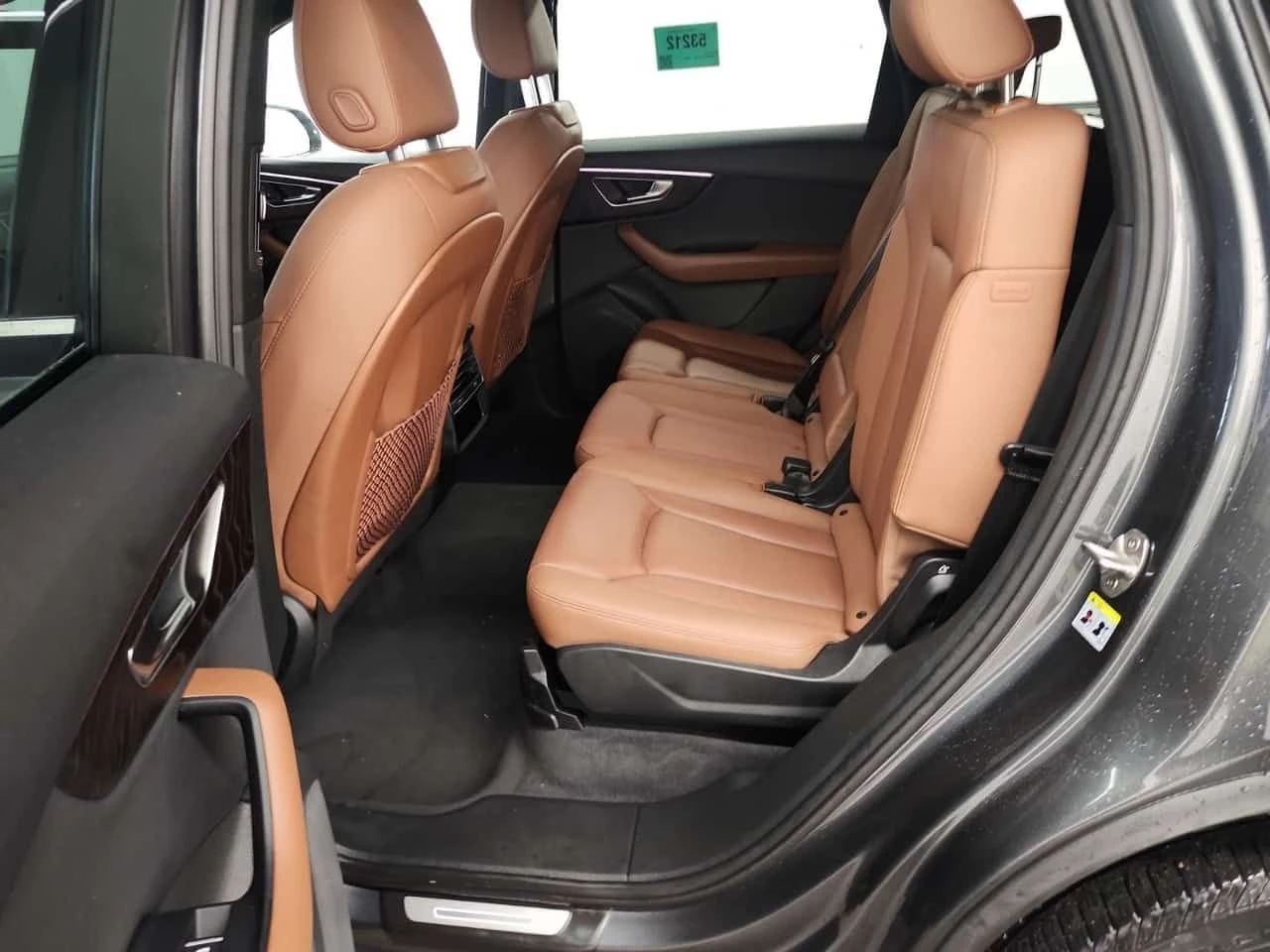 Audi Q7 * PROGRESSIV * ОБДУХВАНЕ * 2 КЛЮЧА * ПАНО * , снимка 12 - Автомобили и джипове - 55045896