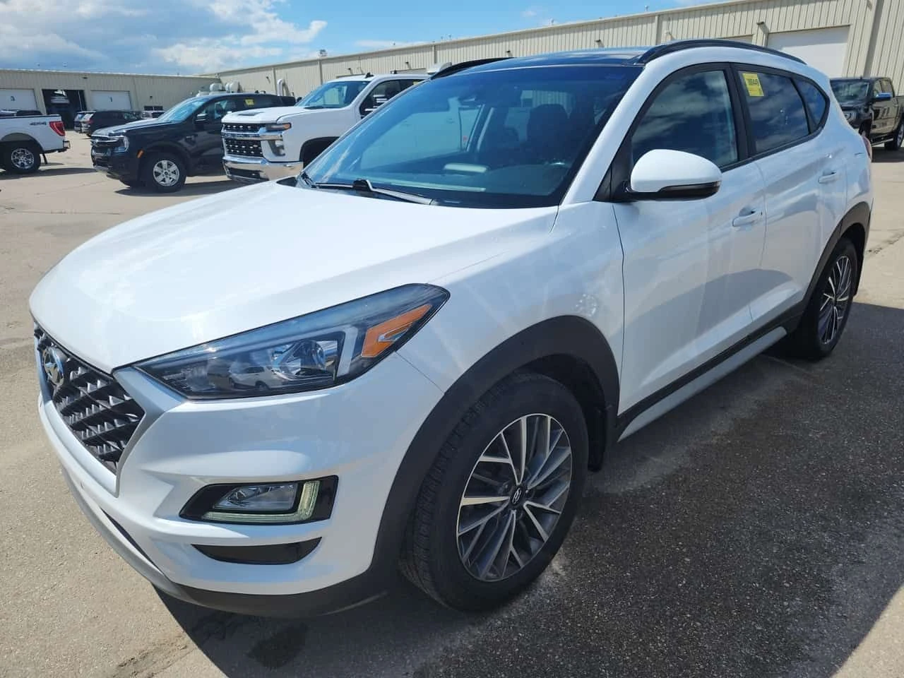 Hyundai Tucson * PREFERRED * CARFAX * ОПЦИЯ ЗА ФИНАНСИРАНЕ