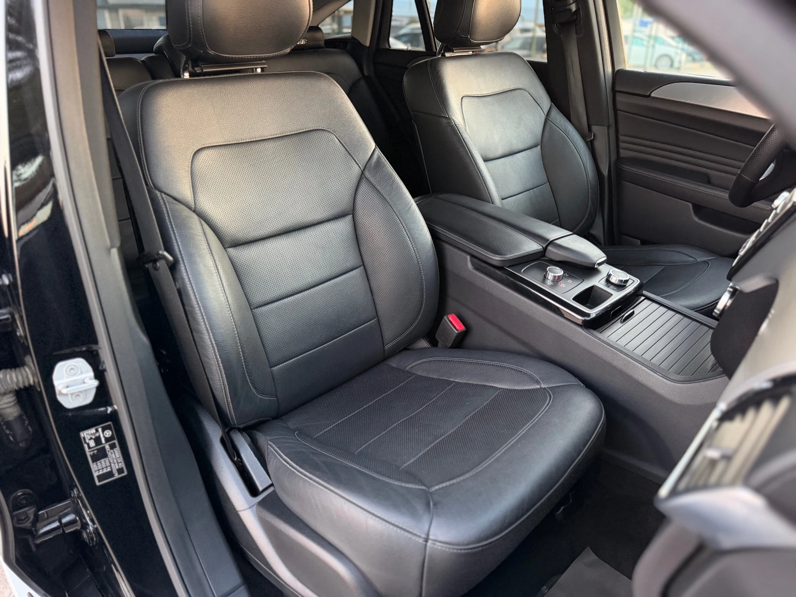Mercedes-Benz GLE 350 d= Coupe= 4Matic= 63 AMG= Distronic= Камера= , снимка 12 - Автомобили и джипове - 55733270