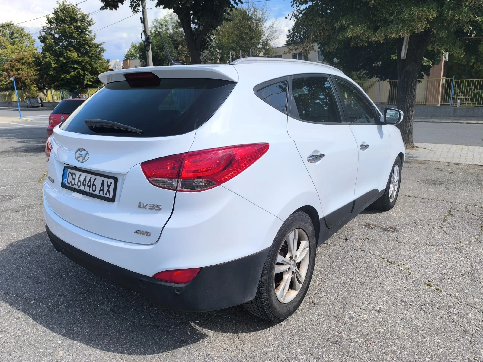 Hyundai IX35 CRDI, снимка 4 - Автомобили и джипове - 56162944