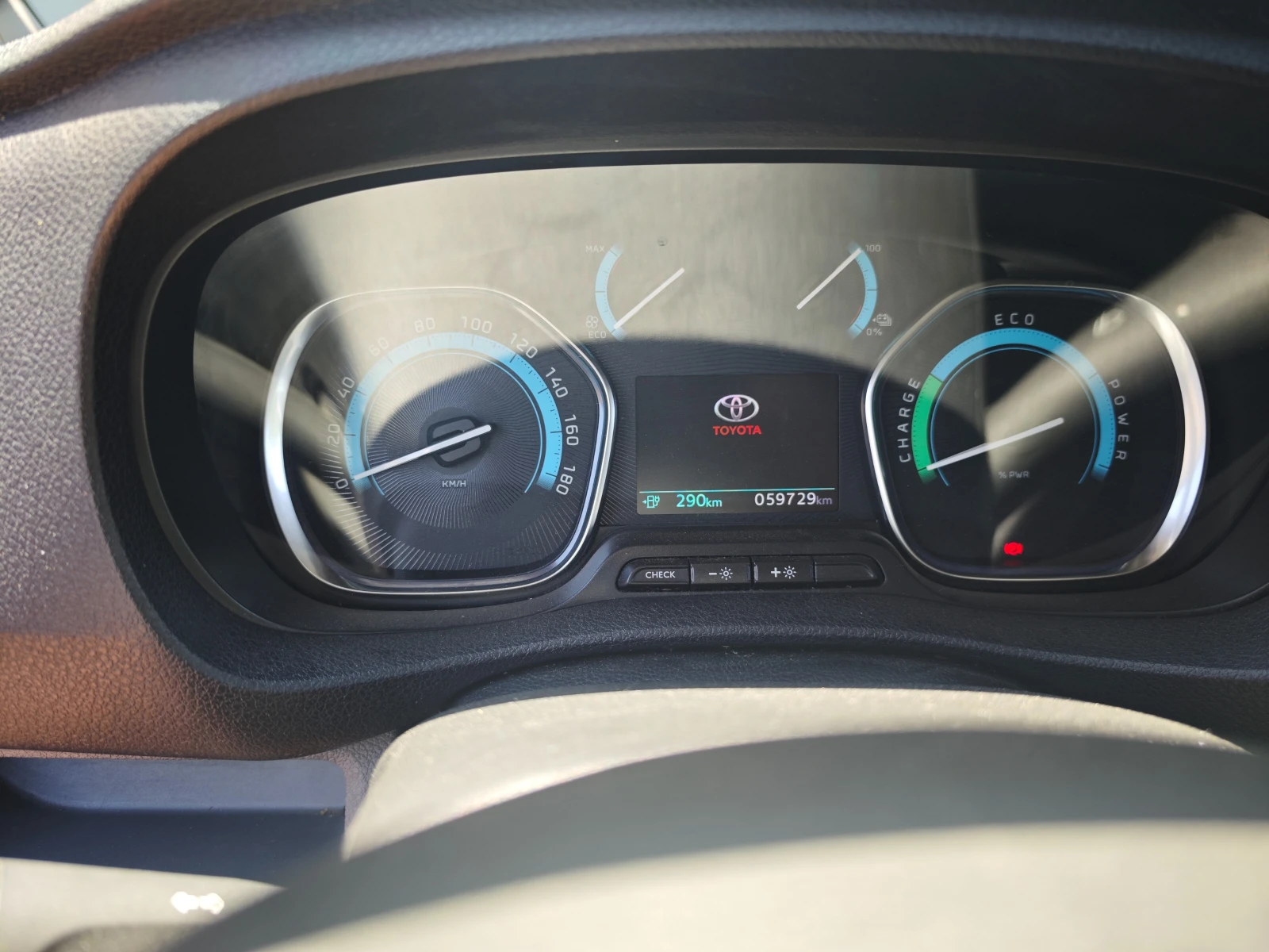 Toyota Proace 75 kWh Comfort | Mobile.bg � ����������� 8