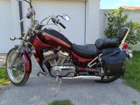  Suzuki Intruder