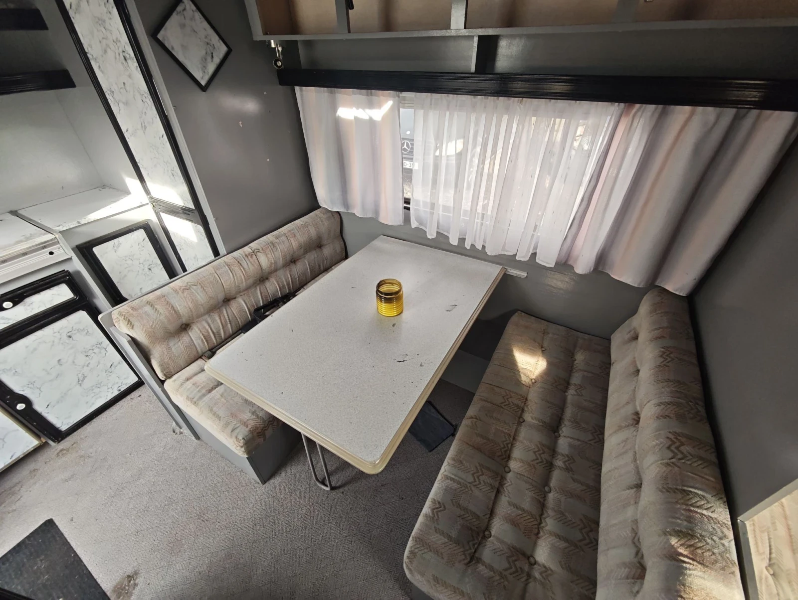 Каравана Caravelair, снимка 11 - Каравани и кемпери - 55873937