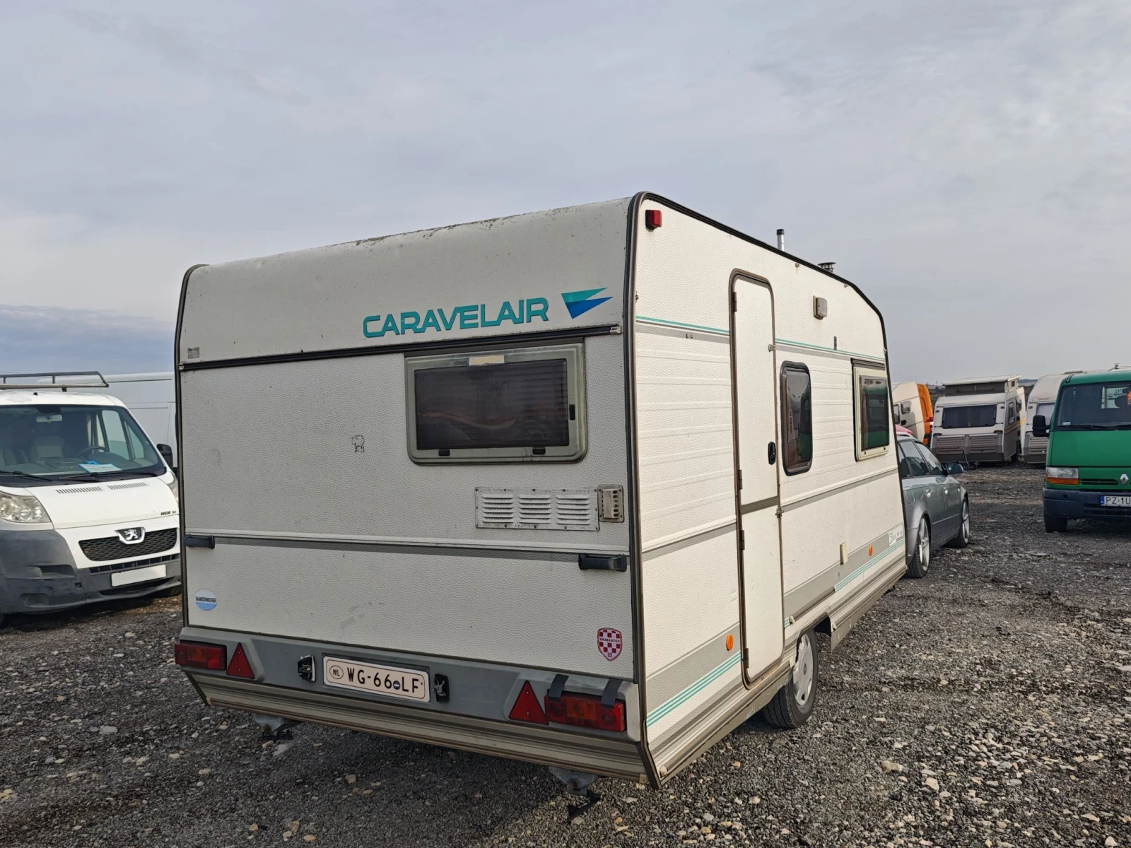 Каравана Caravelair, снимка 7 - Каравани и кемпери - 55873937