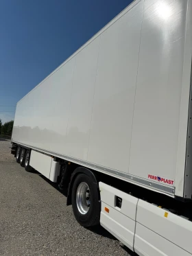      Schmitz SCB-S3B / Carrier HE19 MT (Multi-Temp)