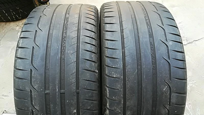 Гуми Летни 255/35R19, снимка 1 - Гуми и джанти - 24773696